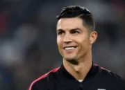 Statistik ‘Ngeyel’ Cristiano Ronaldo di Portugal: Ambil 60 Free Kick, Cuma 1 yang Gol