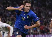 Federico Chiesa Sebaiknya Bertahan atau Pindah?