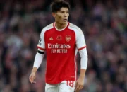 Gawat, Arsenal Terancam Kehilangan Takehiro Tomiyasu Setelah Alami Cedera Parah