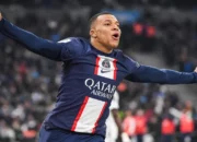 PSG Belum Bayar Gaji Kylian Mbappe Senilai Rp940 Miliar