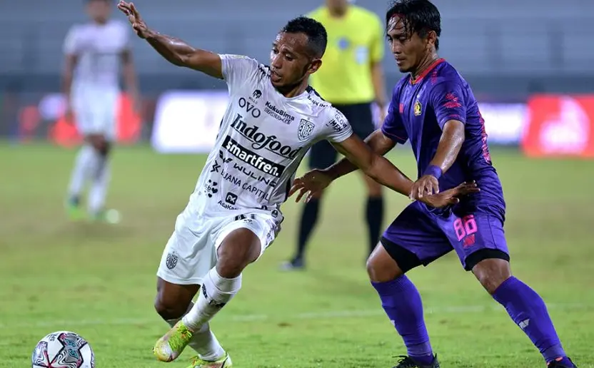 Persik Kediri vs Bali United