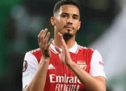 William Saliba Disebut Lebih Baik dari Virgil Van Dijk, Sepakat?